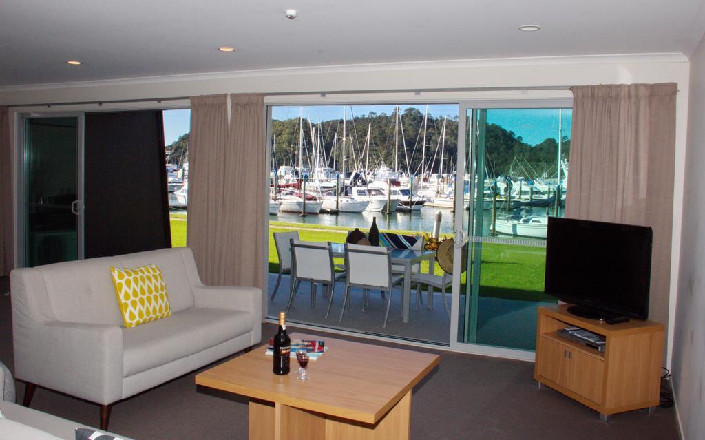 Marina Park Apartments Whitianga Exterior photo