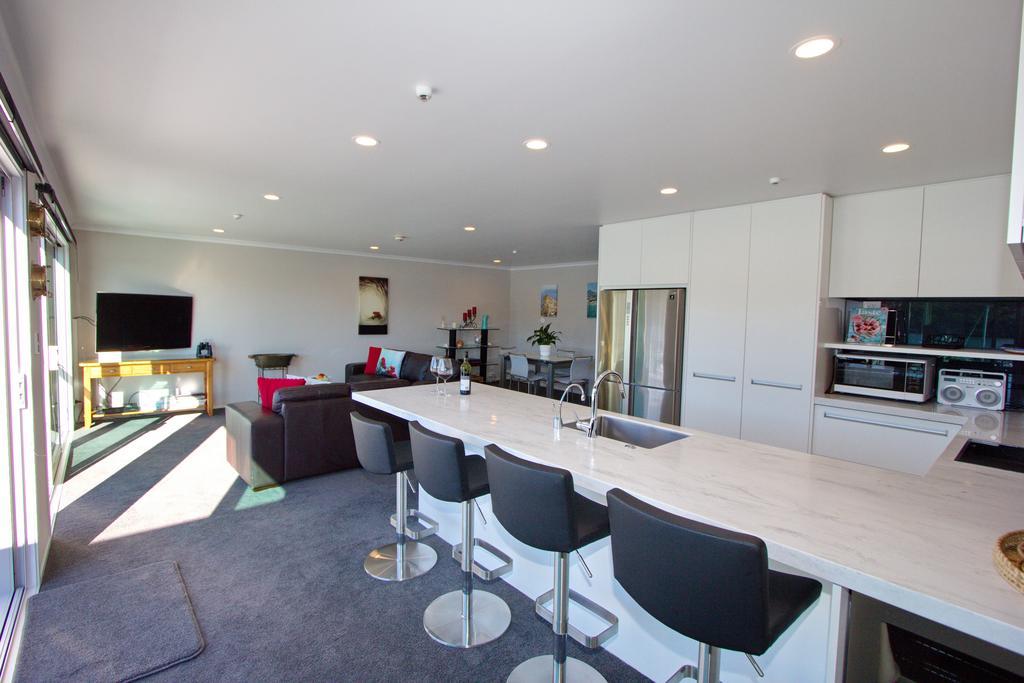 Marina Park Apartments Whitianga Exterior photo