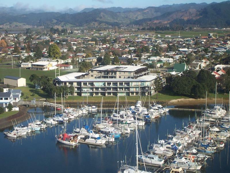 Marina Park Apartments Whitianga Exterior photo